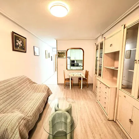 דירה Beach Apartament טורבייחה